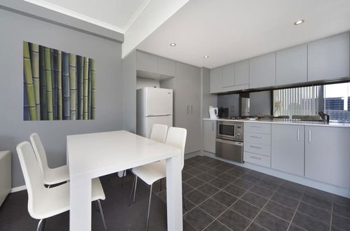 Photo 3 - Astra Apartments - Paramatta