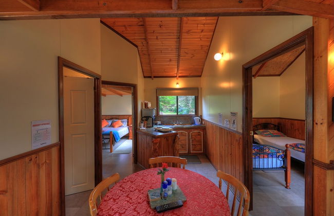Stanley Lakeside Spa Cabins - Foto 8