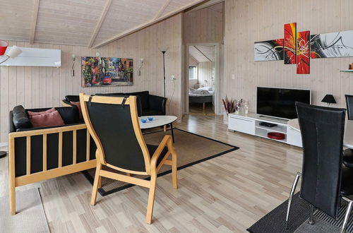 Photo 9 - 6 Person Holiday Home in Hadsund-by Traum