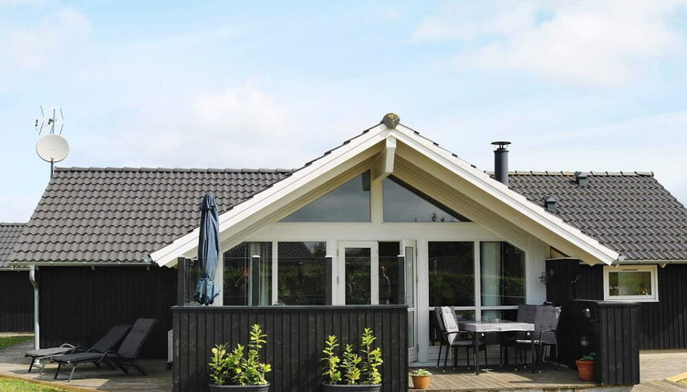 Photo 1 - 6 Person Holiday Home in Hadsund