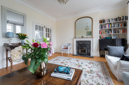 Photo 20 - Panoramic Family Home in Maida Vale