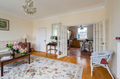 Photo 23 - Panoramic Family Home in Maida Vale