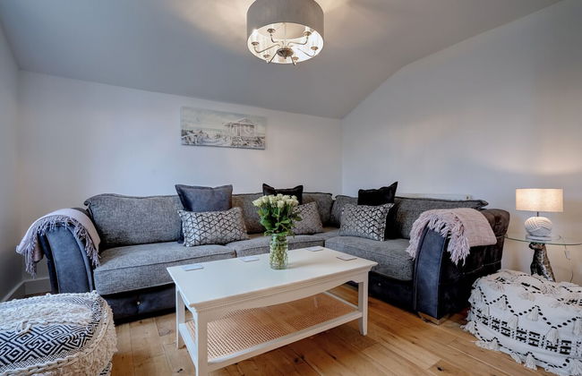 Norfolk Luxe Beach House Sleeps 8 Dog Friendly - Foto 25
