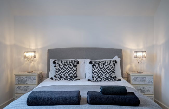 Norfolk Luxe Beach House Sleeps 8 Dog Friendly - Foto 4