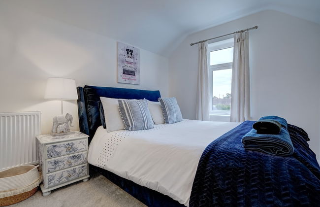Norfolk Luxe Beach House Sleeps 8 Dog Friendly - Foto 8