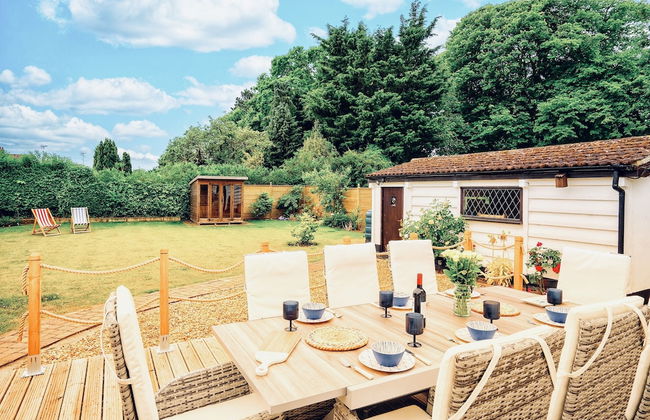 Norfolk Luxe Beach House Sleeps 8 Dog Friendly - Foto 28
