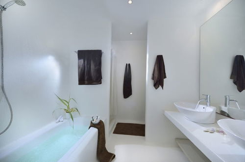 Foto 24 - Luxurious 7 Bedroom Villa in Fokos Beach