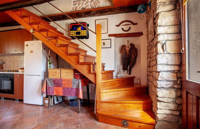 House 1974 - Photo 3