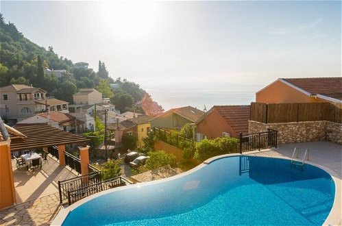 Foto 32 - Villa Konstantinos Large Private Pool Walk to Beach Sea Views A C Wifi - 354