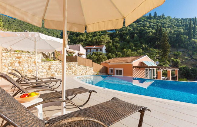 Villa Konstantinos Large Private Pool Walk to Beach Sea Views A C Wifi - 354 - Foto 13