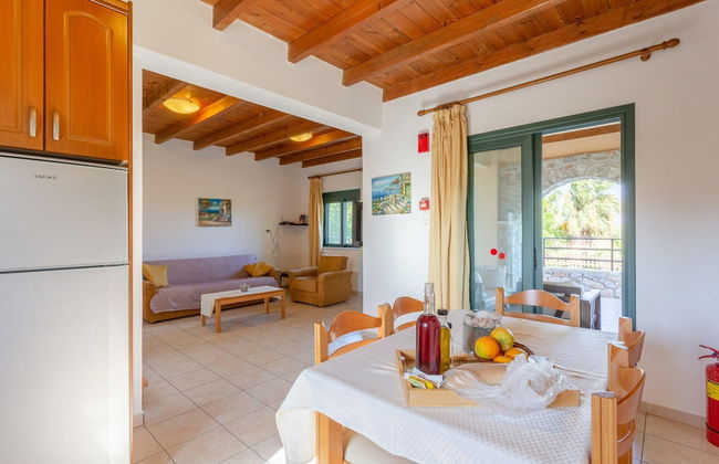 Spiros Beach Villa Large Private Pool Walk to Beach Sea Views A C Wifi Car Not Required - 971 - Photo 18