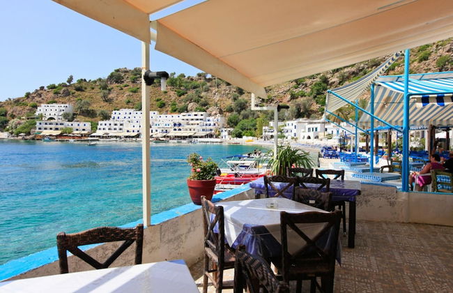 Theo Beach Villa Large Private Pool Walk to Beach Sea Views A C Wifi Car Not Required - 1843 - Photo 17