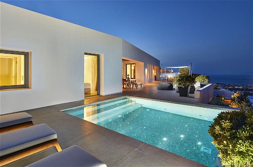 Photo 58 - Kamini Santorini Luxury Villas