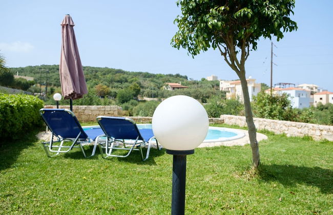 Chill & Relax Home with Pool near Beach - Photo 26