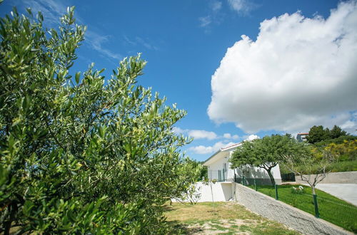 Photo 29 - Modern House W.large Garden & Children Playground