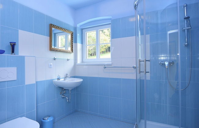 Spacious Villa near Forest in Buchet - Foto 19