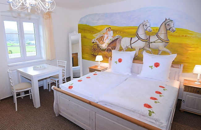 Spacious Villa near Forest in Buchet - Foto 6