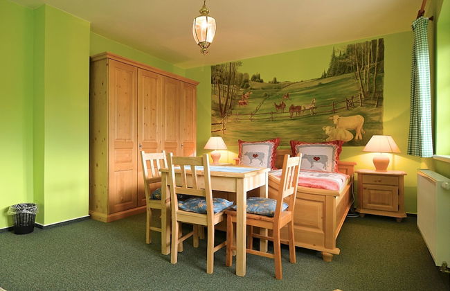 Spacious Villa near Forest in Buchet - Foto 9
