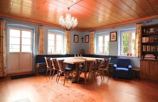 Spacious Villa near Forest in Buchet - Foto 26