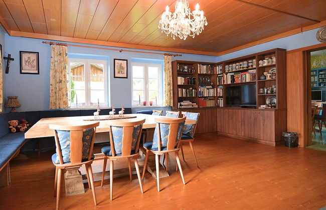 Spacious Villa near Forest in Buchet - Foto 15