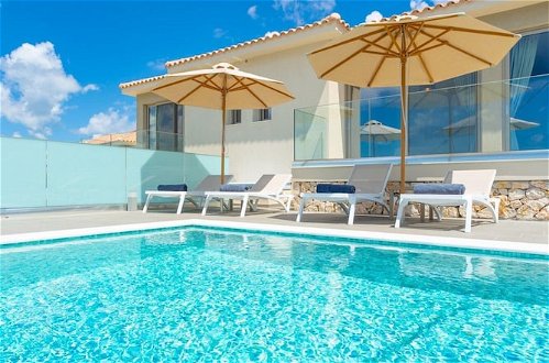 Photo 40 - Villa Lassi Illios Large Private Pool Walk to Beach Sea Views A C Wifi - 3055