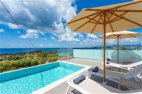 Foto 8 - Villa Lassi Illios Large Private Pool Walk to Beach Sea Views A C Wifi - 3055