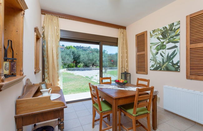 Villa Eufrosini Large Private Pool Walk to Beach Sea Views A C Wifi Car Not Required - 2301 - Photo 2