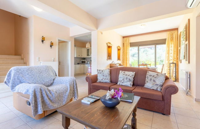 Villa Eufrosini Large Private Pool Walk to Beach Sea Views A C Wifi Car Not Required - 2301 - Photo 14