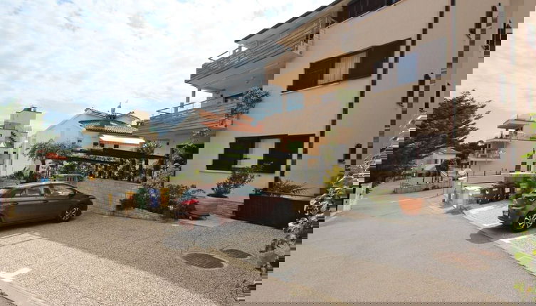 Photo 1 - Apartments Makado