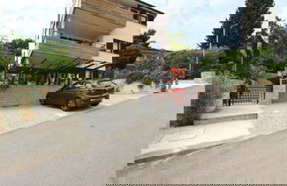 Photo 2 - Apartments Makado