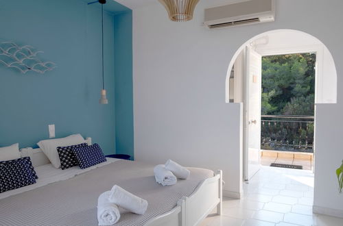 Photo 7 - Pefkides Aegina Boutique Apartments