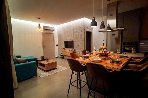 Foto 15 - Brand NEW 2-bed Apartment in Agios Athanasios