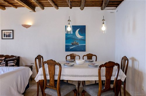 Foto 16 - Waveside Sanctuary - Luxurious Seastone Villa
