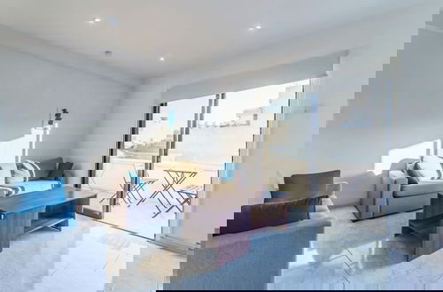 Photo 8 - Fanta Sea Apartment