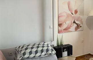 Photo 2 - Impeccable 3-bed Apartment in Athens