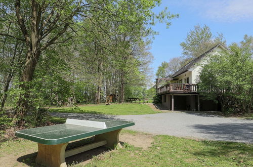 Foto 30 - Detached Villa With a Large Garden and Terrace