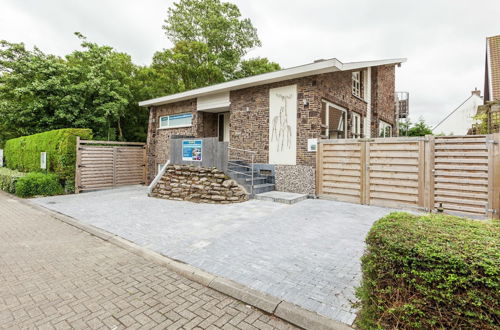 Photo 40 - Luxury Villa with Sauna & Hot Tub in Middelkerke