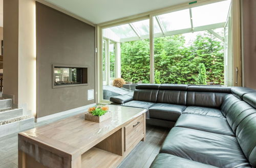 Foto 11 - Luxury Villa with Sauna & Hot Tub in Middelkerke