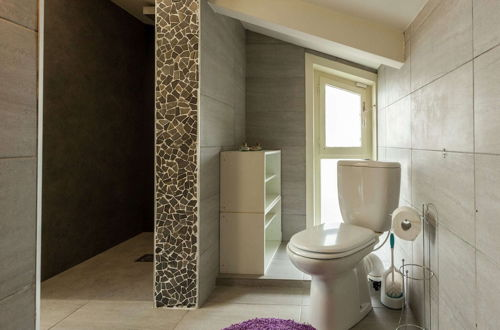Foto 28 - Luxury Villa with Sauna & Hot Tub in Middelkerke