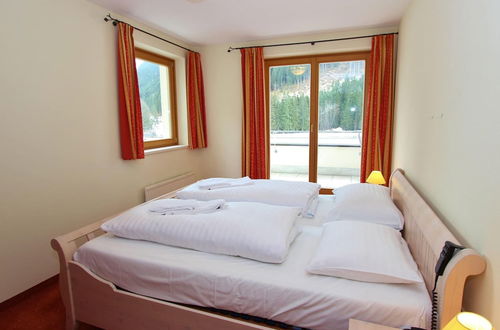 Photo 2 - Large Chalet Apartment in Saalbach-hinterglemm