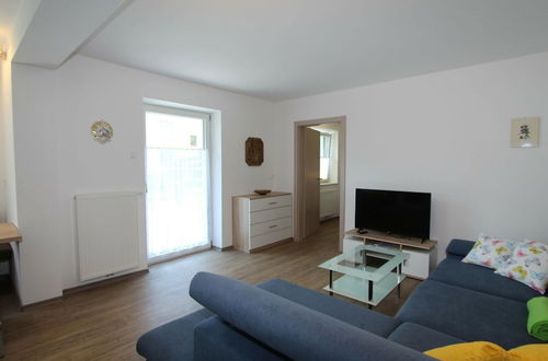 Photo 5 - Nice Apartment in Detached House with Large Garden near Town Center & Ski Slope