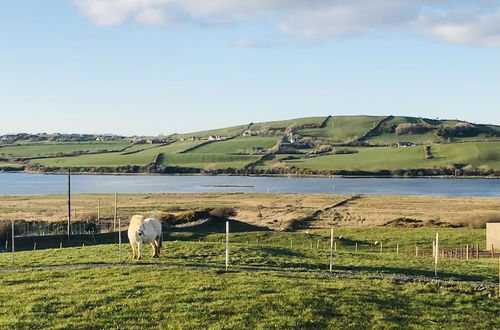 Photo 13 - The Snuggly Sheep Shepherd Hut Campview Farm Stay