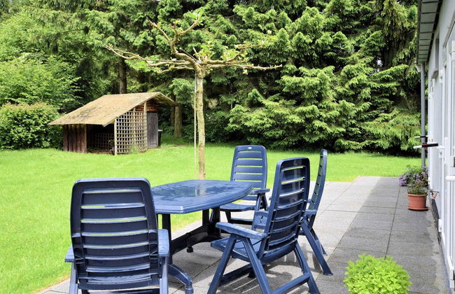 Charming Holiday Home in Gouvy with Hot Tub - Foto 15