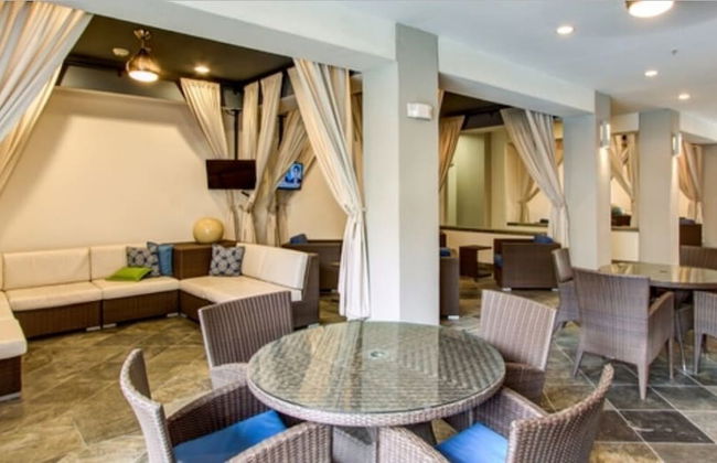 Luxury Living at City Center Houston - Foto 28