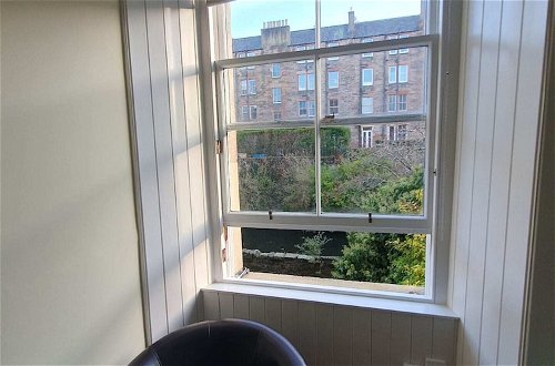 Foto 7 - Cosy 1 Bedroom Flat With View of Union Canal