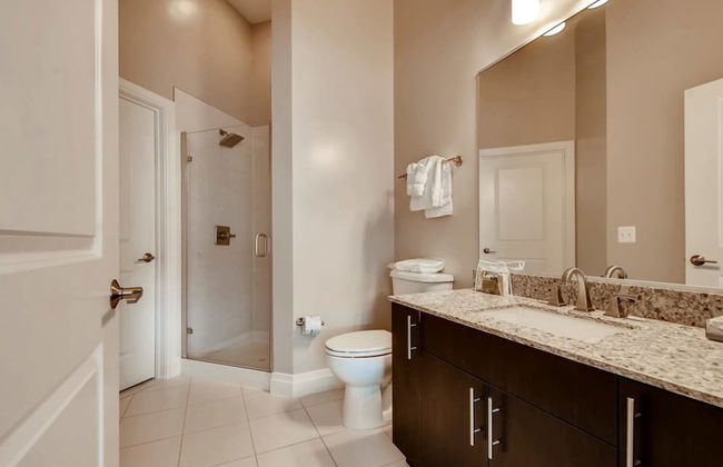 Bluebird Suites in Reston - Foto 35