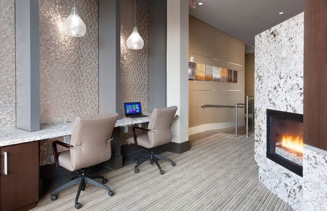 Bluebird Suites in Reston - Foto 60