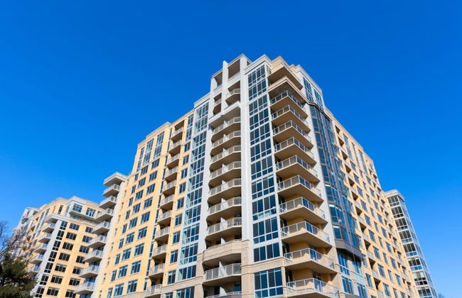 Bluebird Suites in Reston - Foto 63
