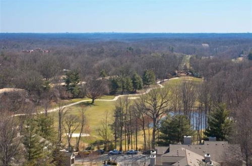 Photo 71 - Bluebird Suites in Reston