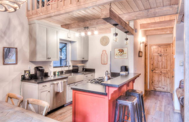 Relax at Rustic Tahoe Charm Minutes to Lake - Photo 6